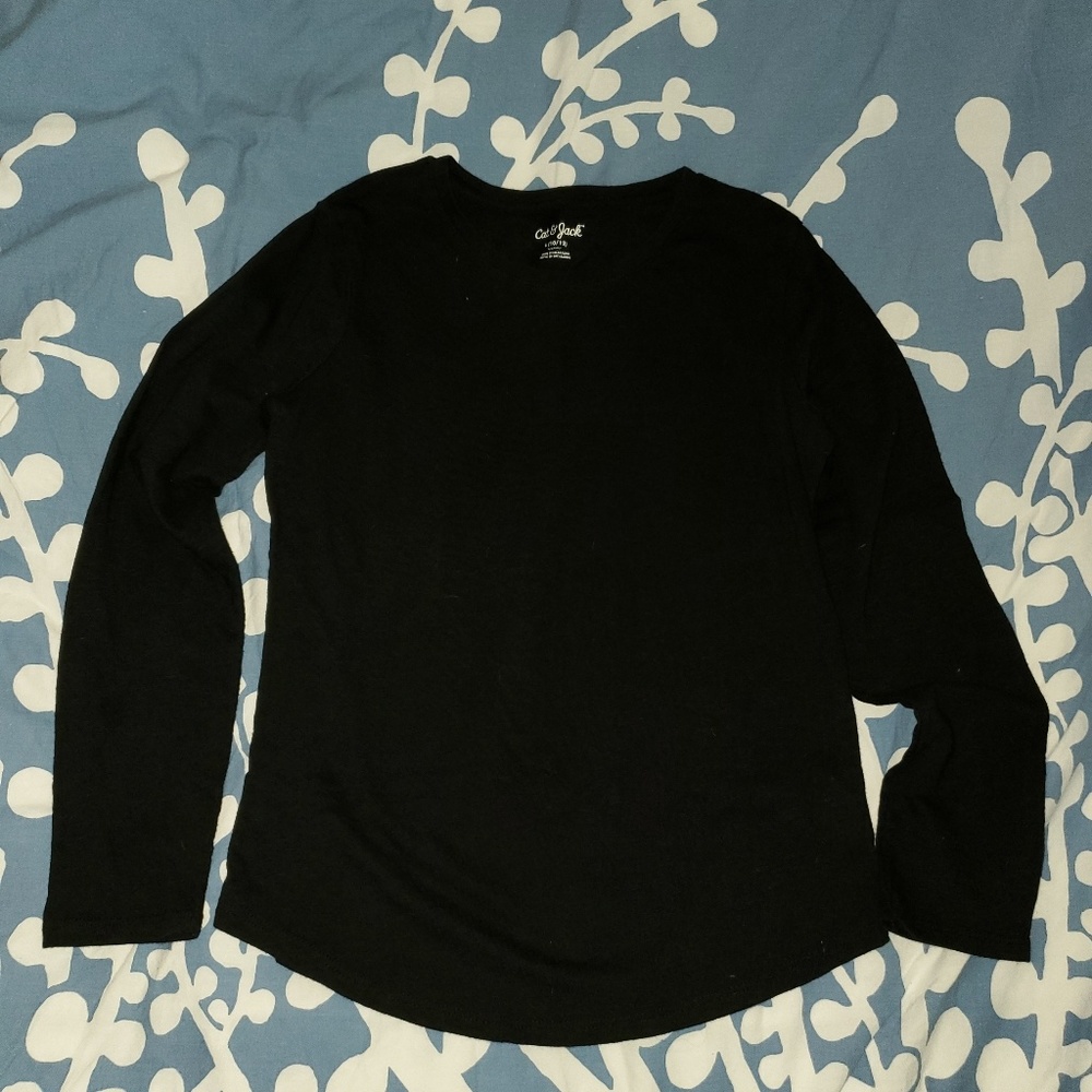 Black Cat & Jack long sleeve shirt